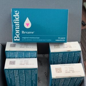 Revaree Vaginal Moisturizer - Blue2
